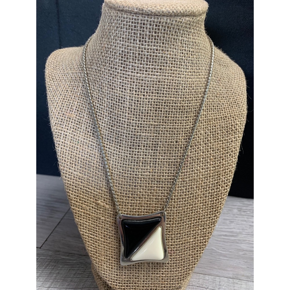 Modern‎ Black White Enamel Geometric Square Pendant Necklace Silver Tone 16 Inch